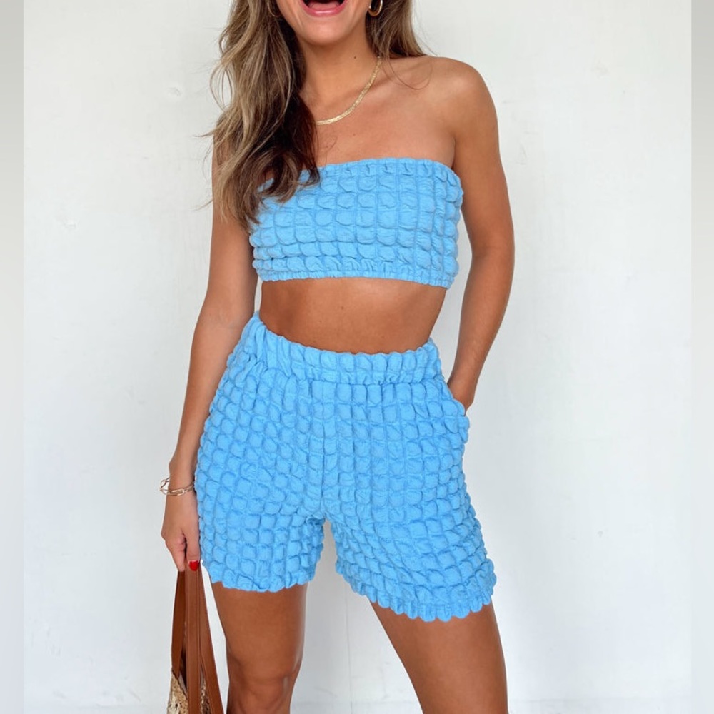 LIKE NEW SOLD OUT Vestique Size S Light Blue Puff High Waisted Shorts Bubble